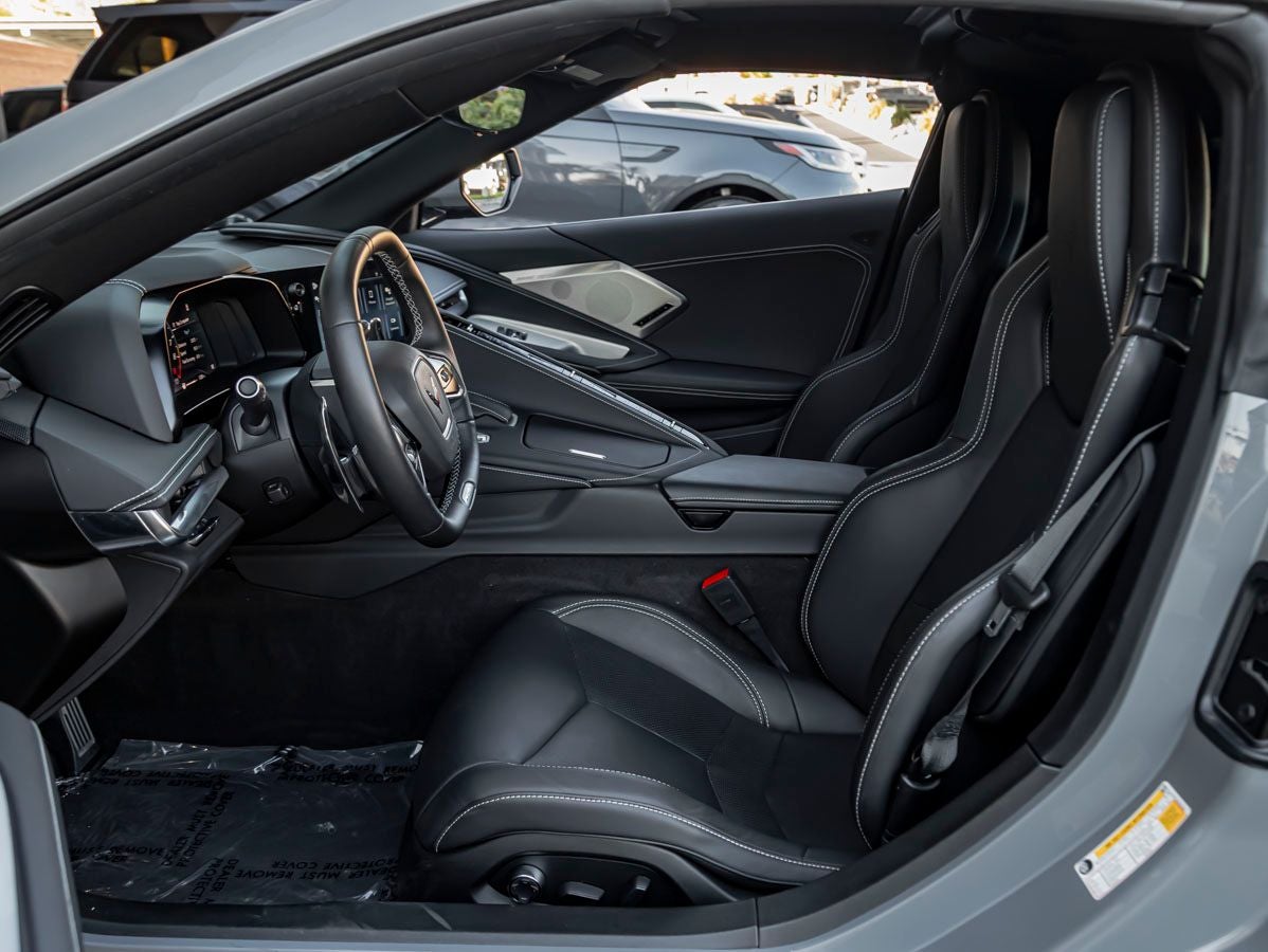 2024 Chevrolet Corvette 2LZ - Photo 17