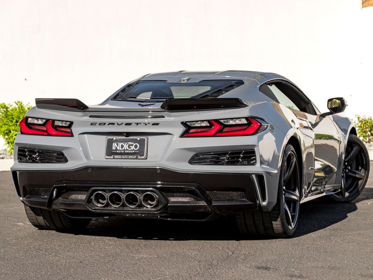 2024 Chevrolet Corvette 2LZ - Photo 6