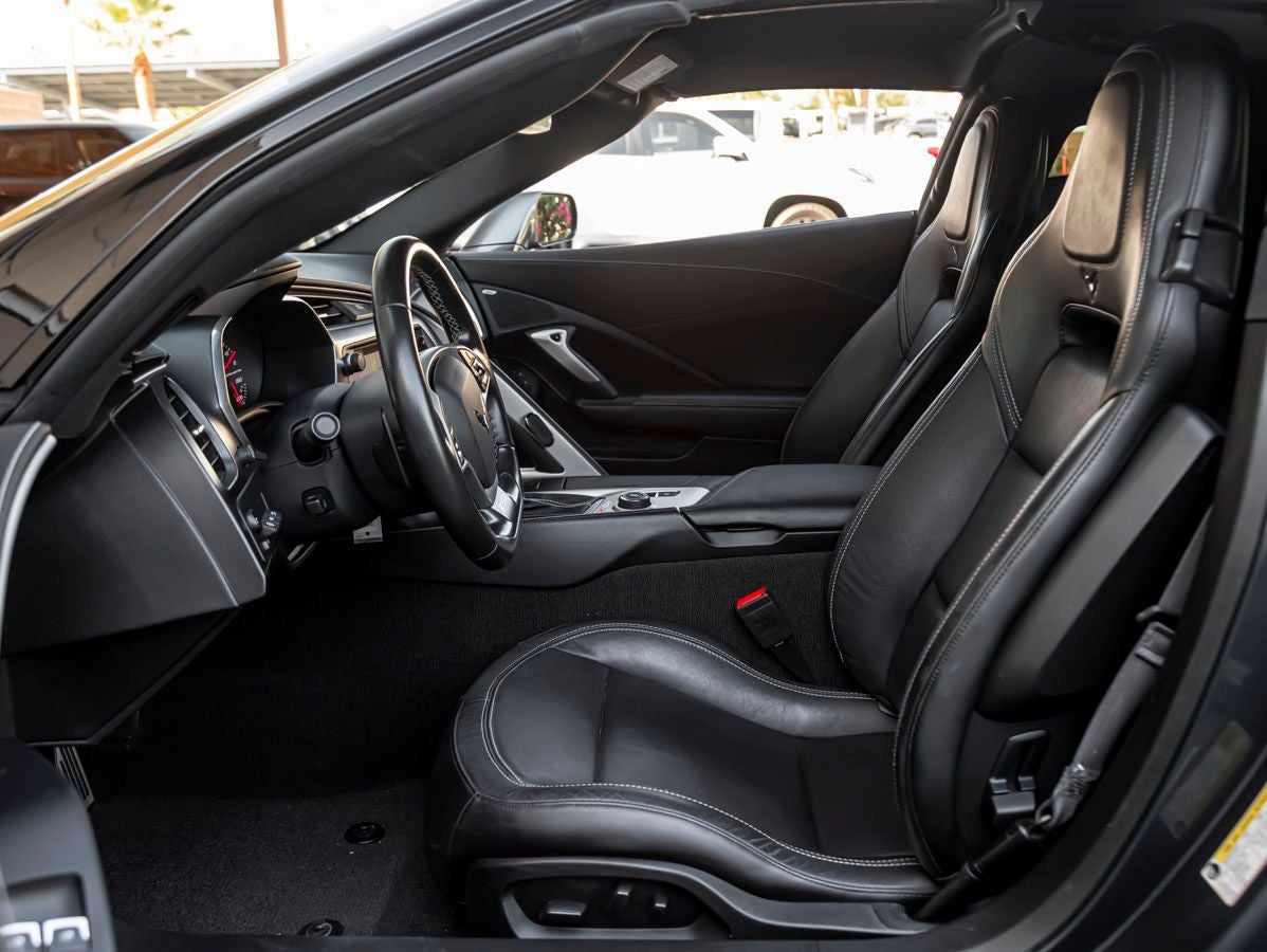 2017 Chevrolet Corvette Stingray Z51 2LT
