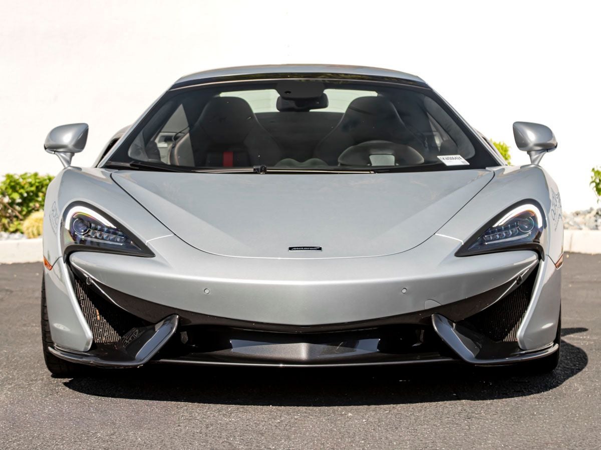 2019 McLaren 570S Base