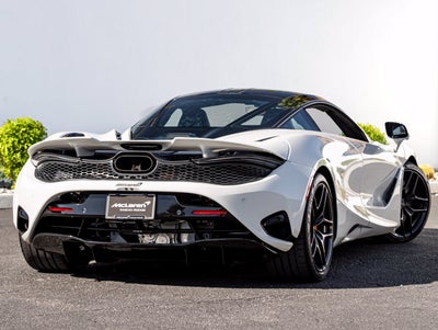 2025 McLaren 750S Base
