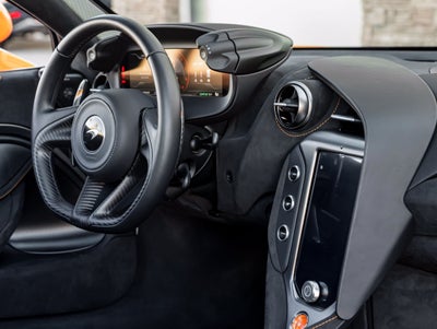 2025 McLaren 750S Performance