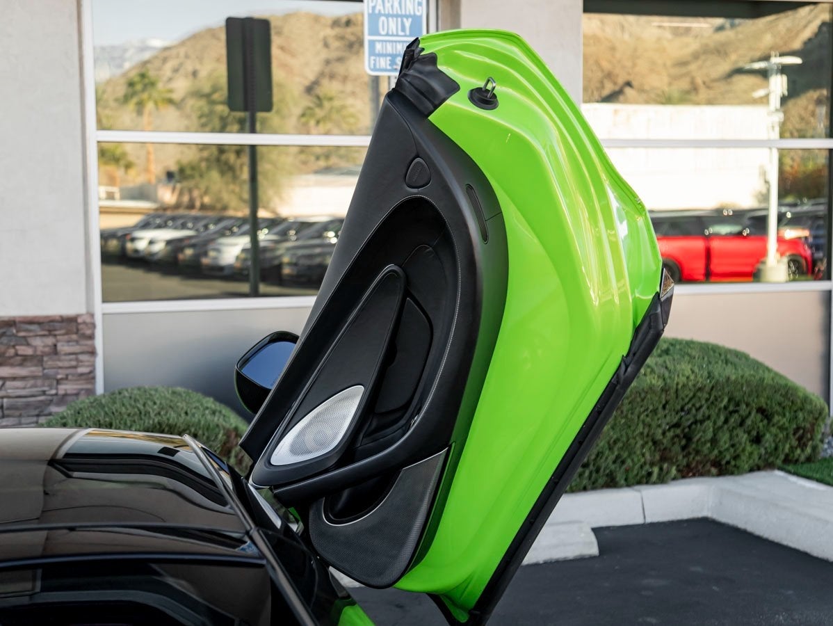 2023 McLaren GT Base