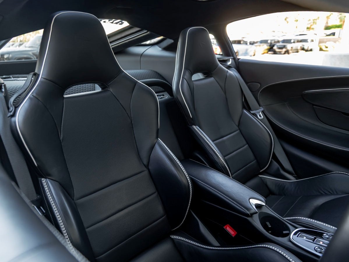 2023 McLaren GT Base