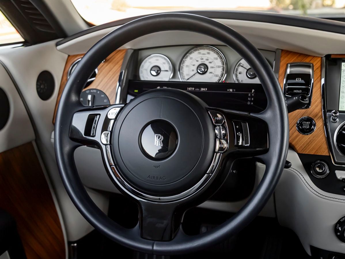 2016 Rolls-Royce Dawn Base
