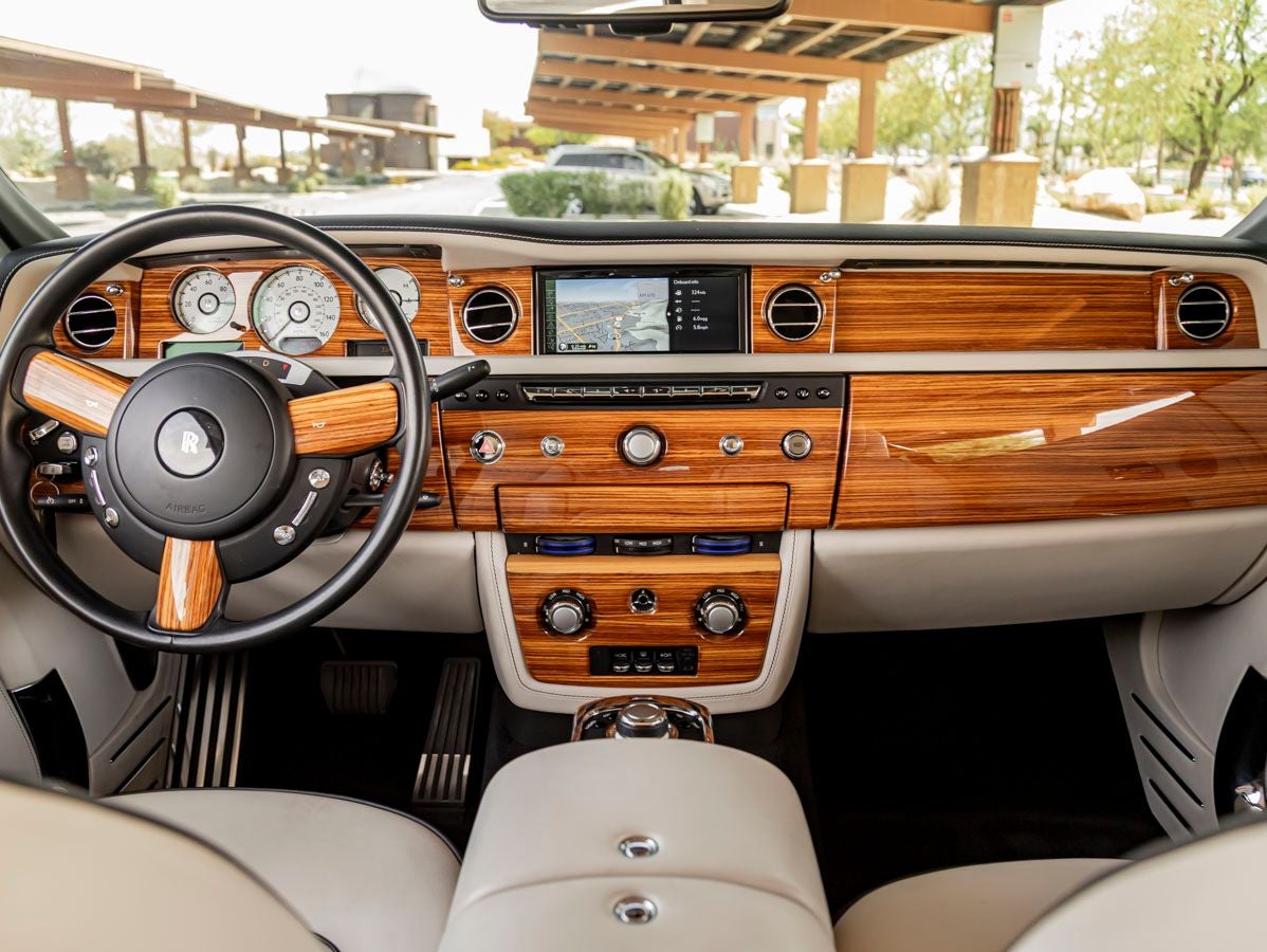 2015 Rolls-Royce Phantom Drophead Coupe 