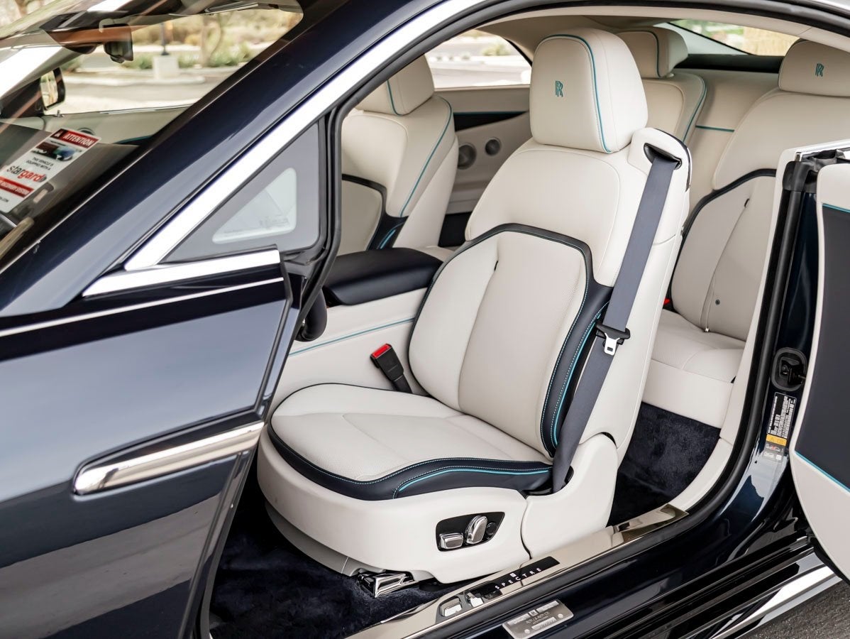 2025 Rolls-Royce Spectre Base