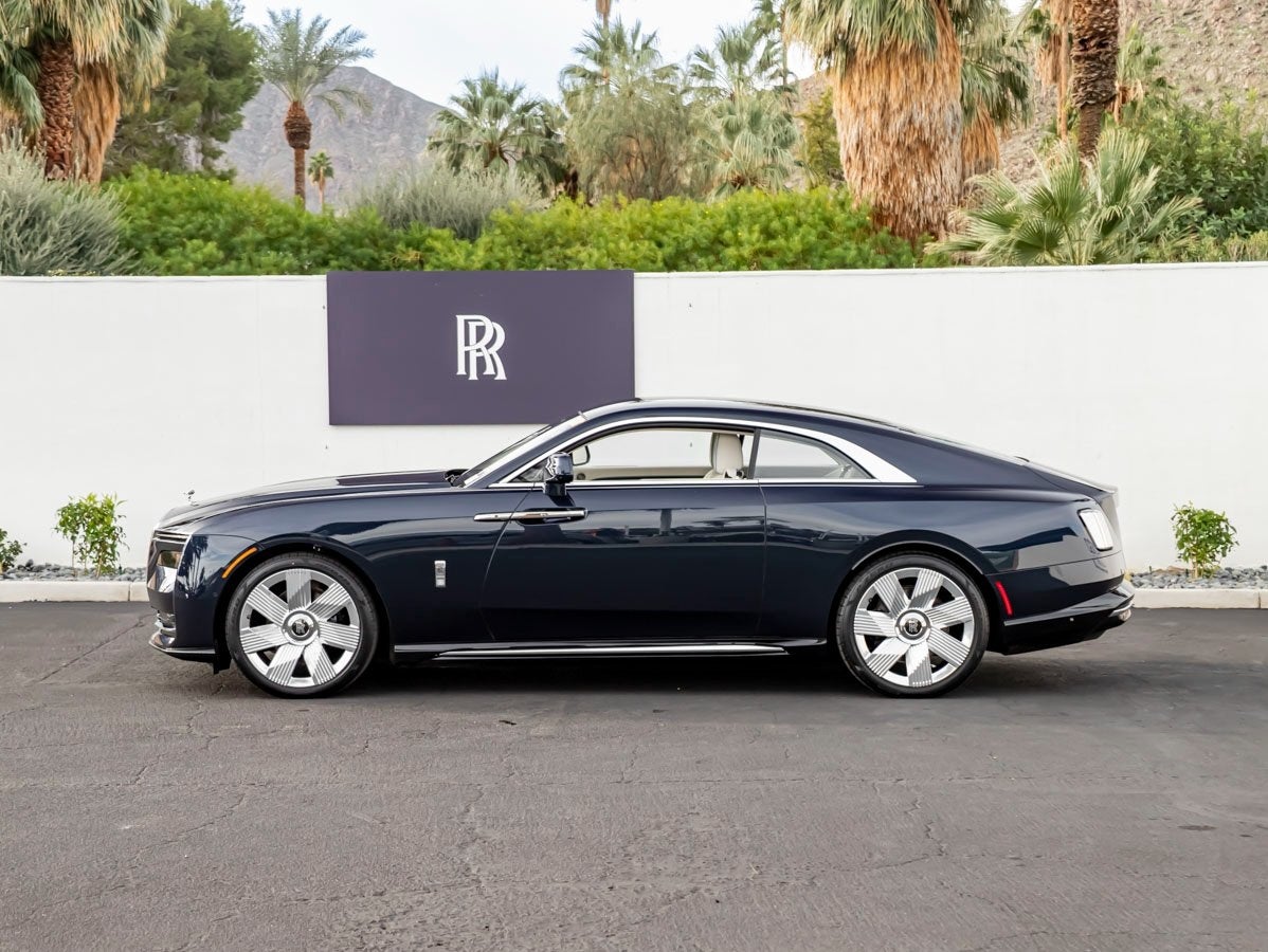 2025 Rolls-Royce Spectre Base