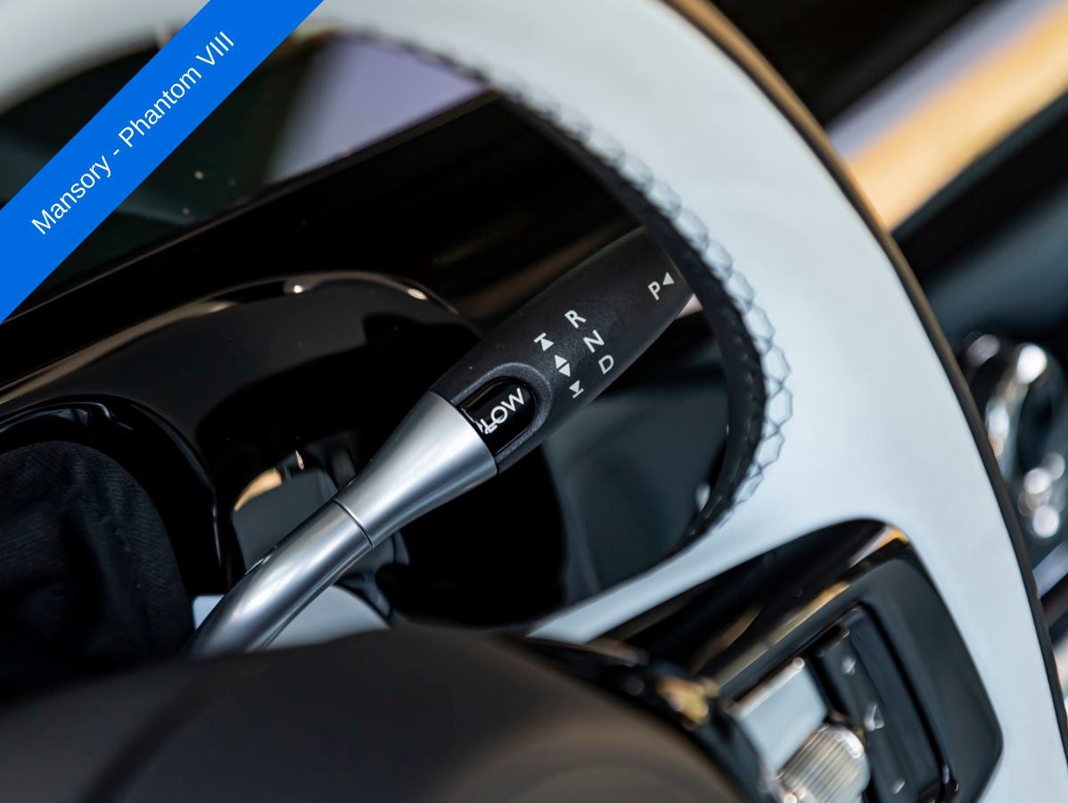 2023 Rolls-Royce Phantom 