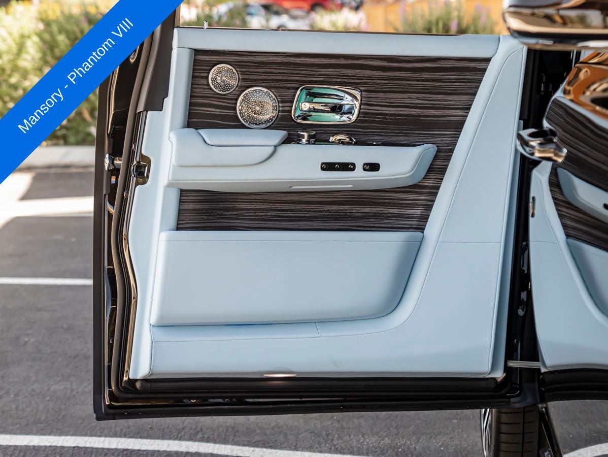 2023 Rolls-Royce Phantom 