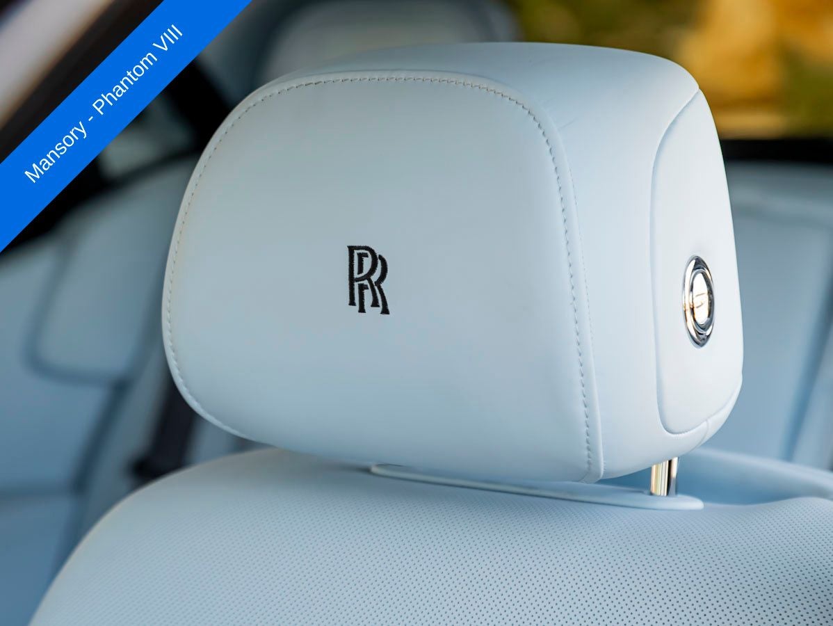 2023 Rolls-Royce Phantom 