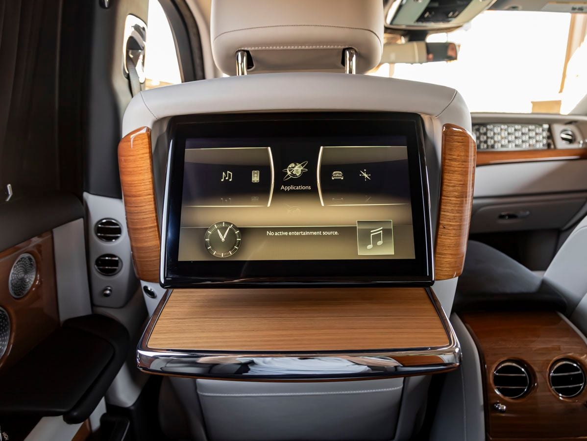 2023 Rolls-Royce Phantom 