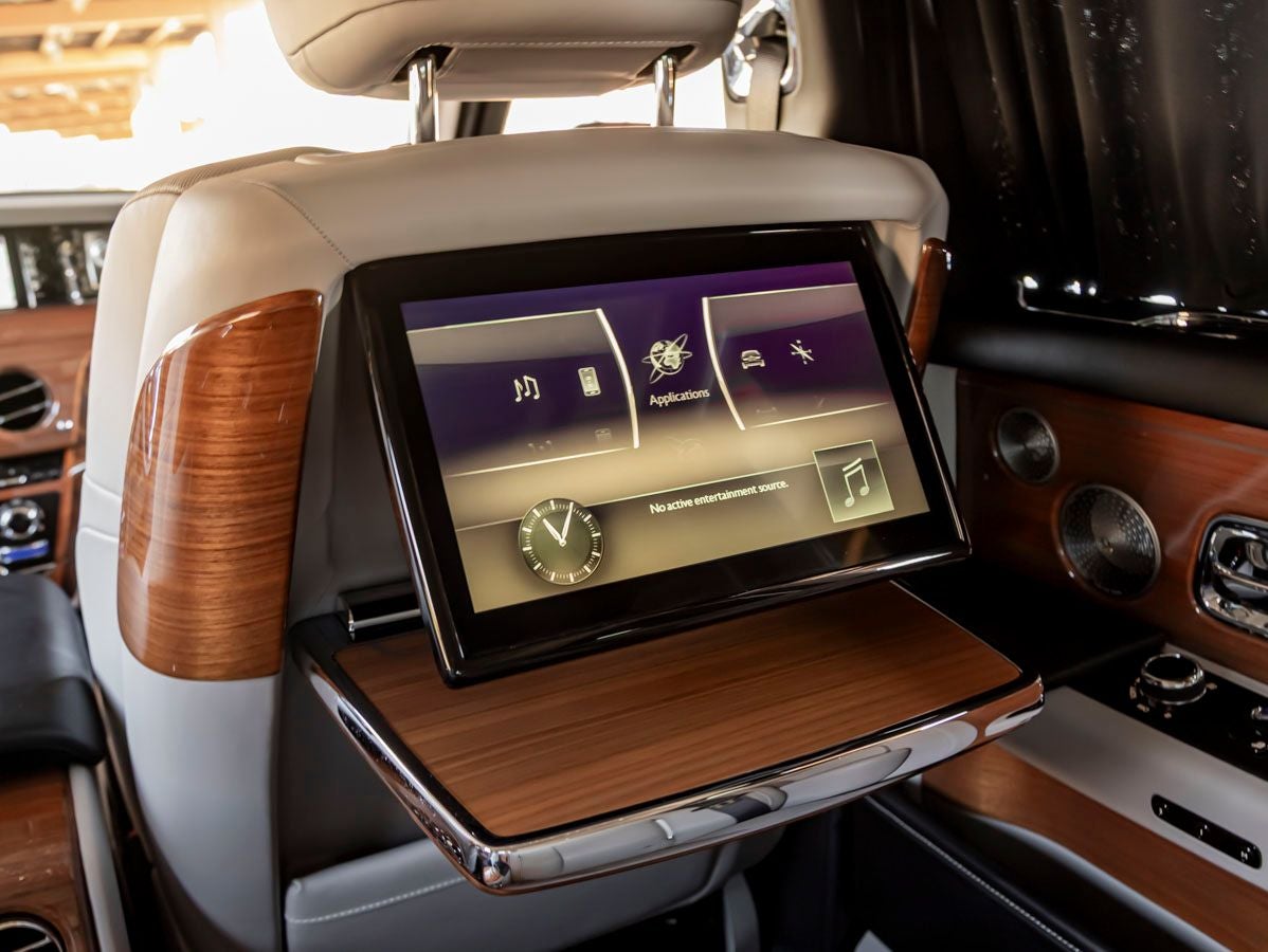 2023 Rolls-Royce Phantom 