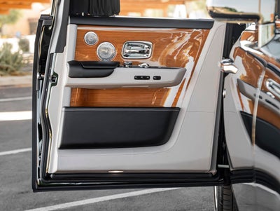2023 Rolls-Royce Phantom 