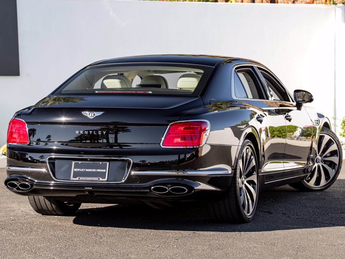 2023 Bentley Flying Spur Azure V8