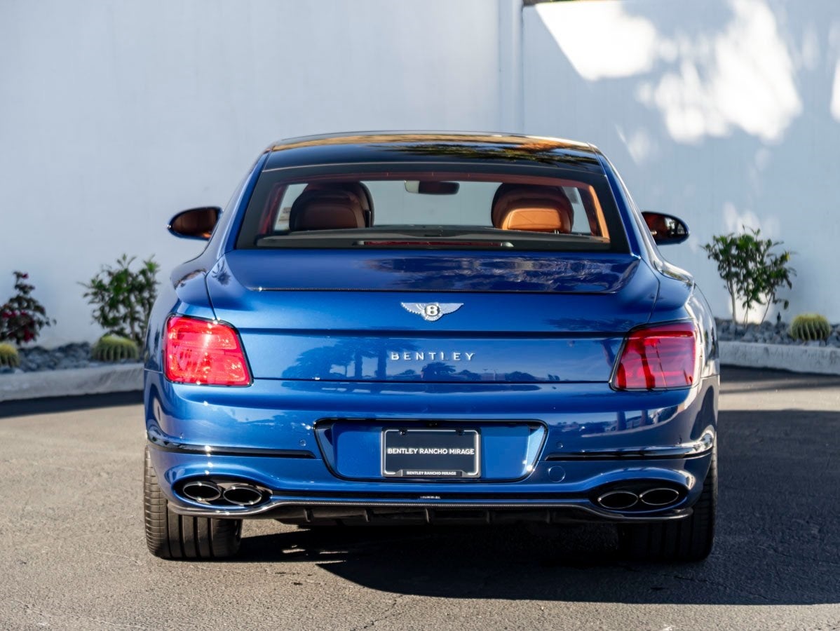2023 Bentley Flying Spur V8