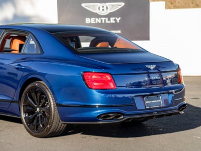 2023 Bentley Flying Spur V8