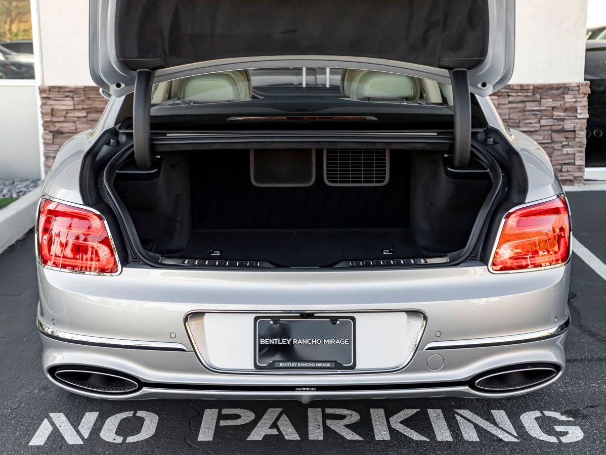 2026 Bentley Flying Spur V8