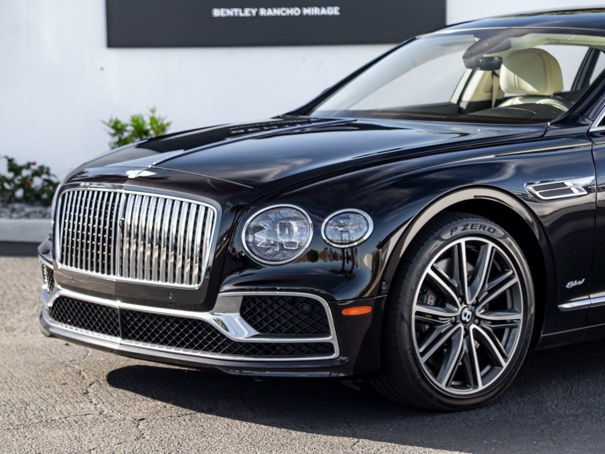 2022 Bentley Flying Spur Hybrid Base