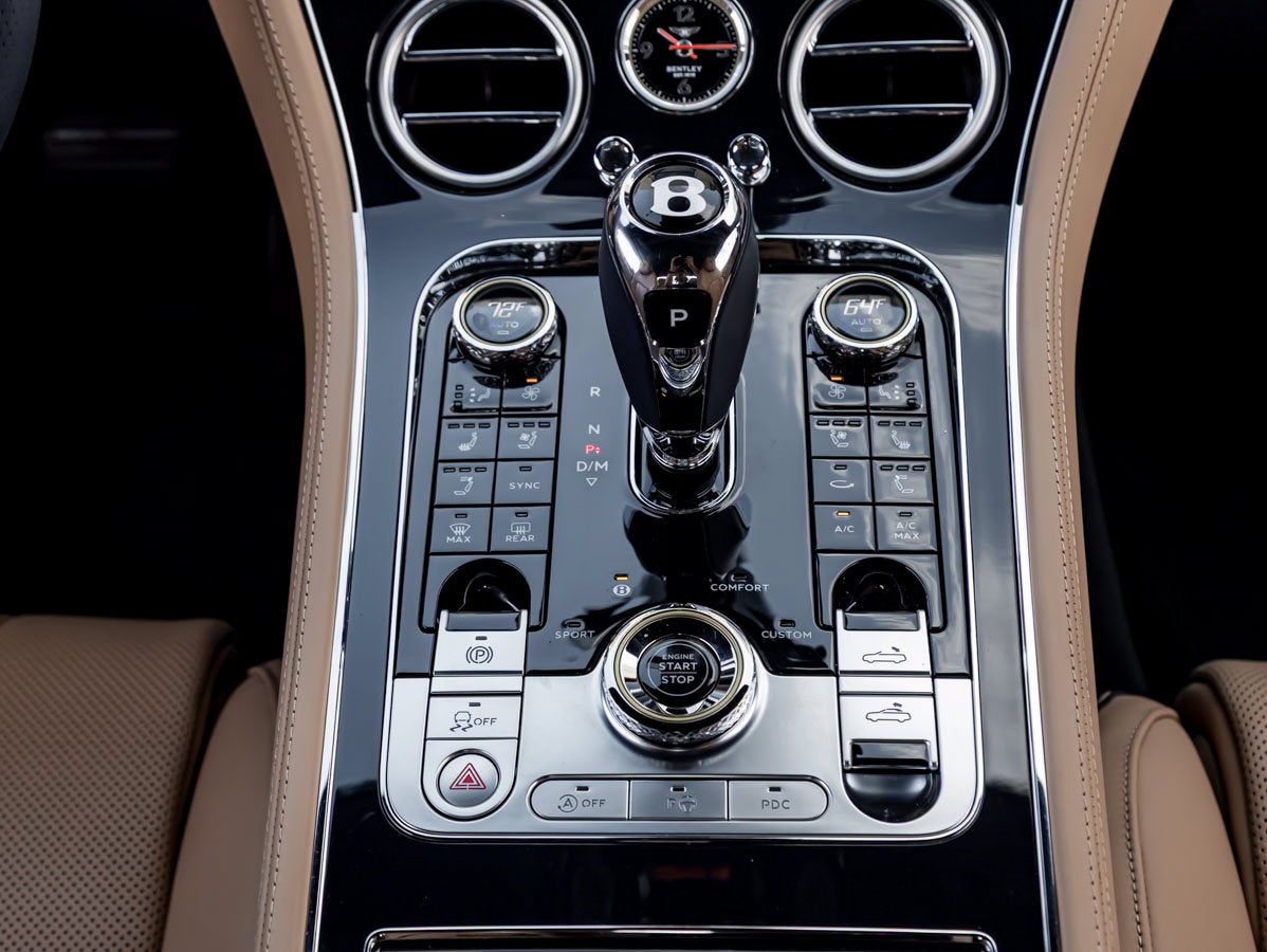 2024 Bentley Continental GTC V8