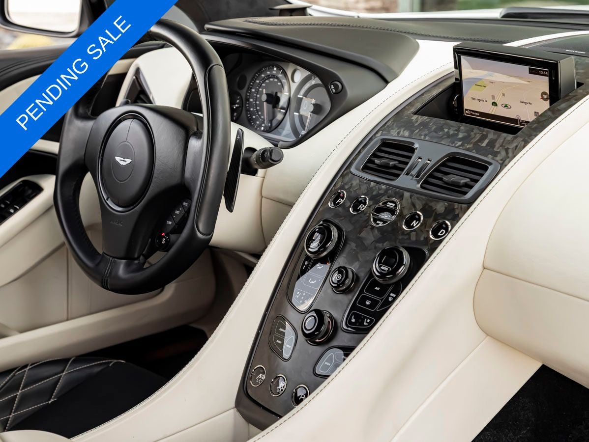2018 Aston Martin Vanquish Volante