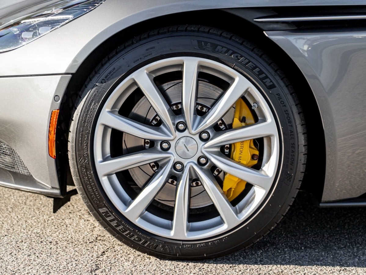 2021 Aston Martin DB11 V8 Volante