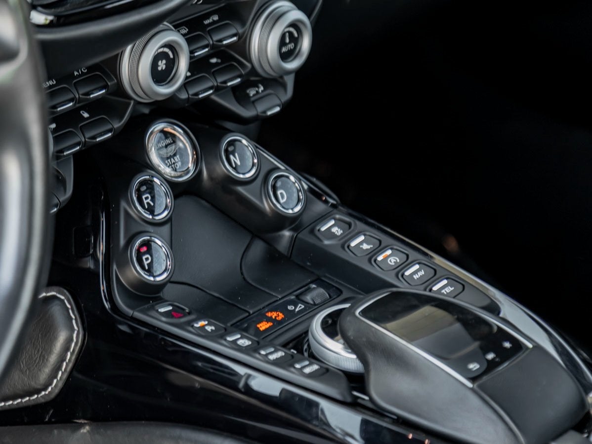 2020 Aston Martin Vantage V8