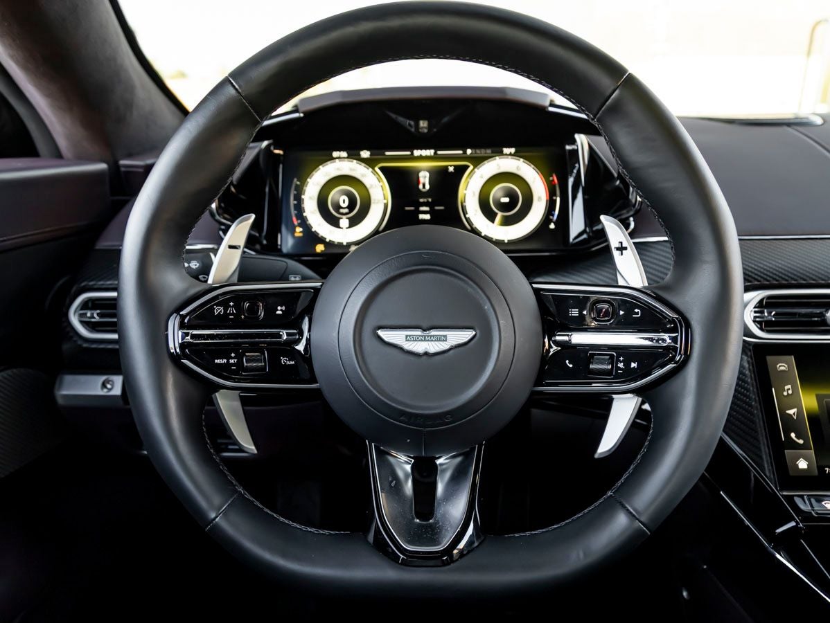 2025 Aston Martin Vantage Base