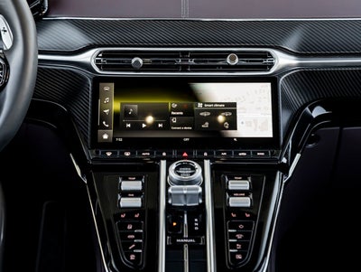 2025 Aston Martin Vantage Base