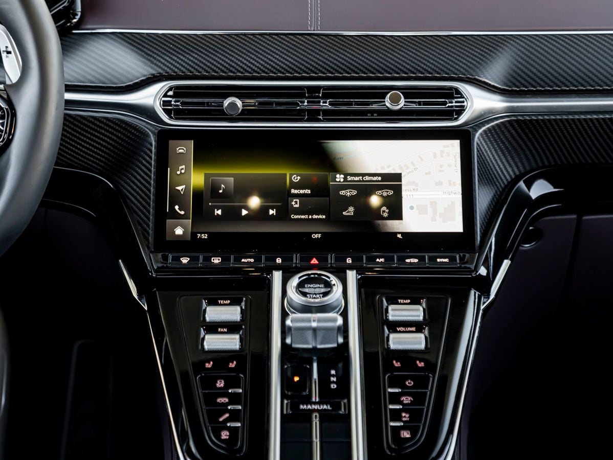 2025 Aston Martin Vantage Base