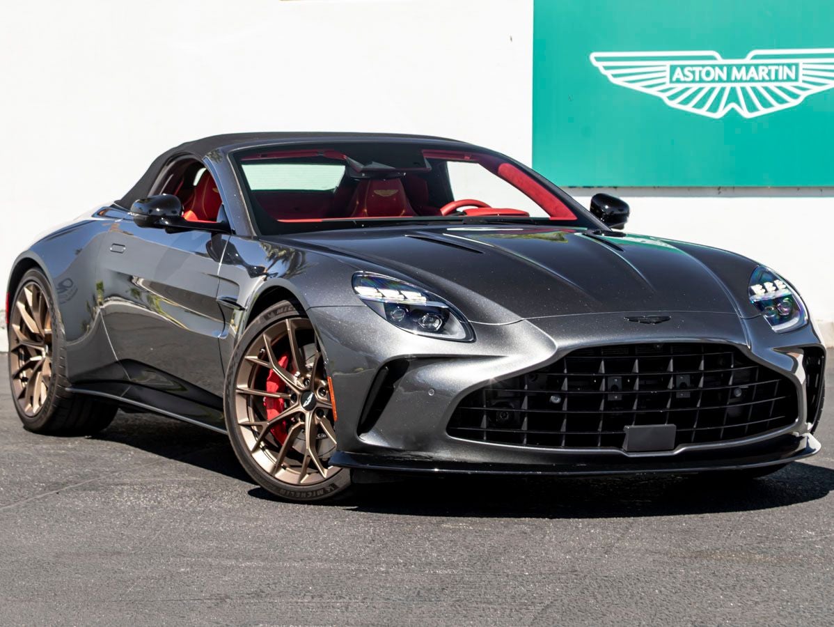 2026 Aston Martin Vantage Base