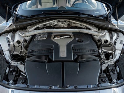 2025 Aston Martin DBX 707