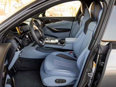 2025 Aston Martin DBX 707