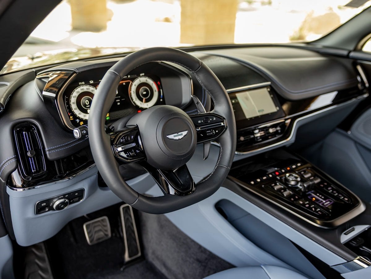 2025 Aston Martin DBX 707