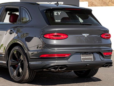 2025 Bentley Bentayga Azure V8
