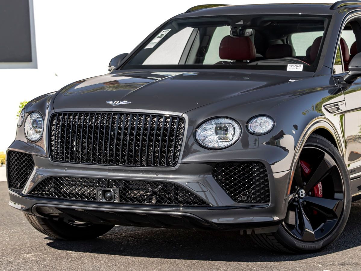 2025 Bentley Bentayga Azure V8
