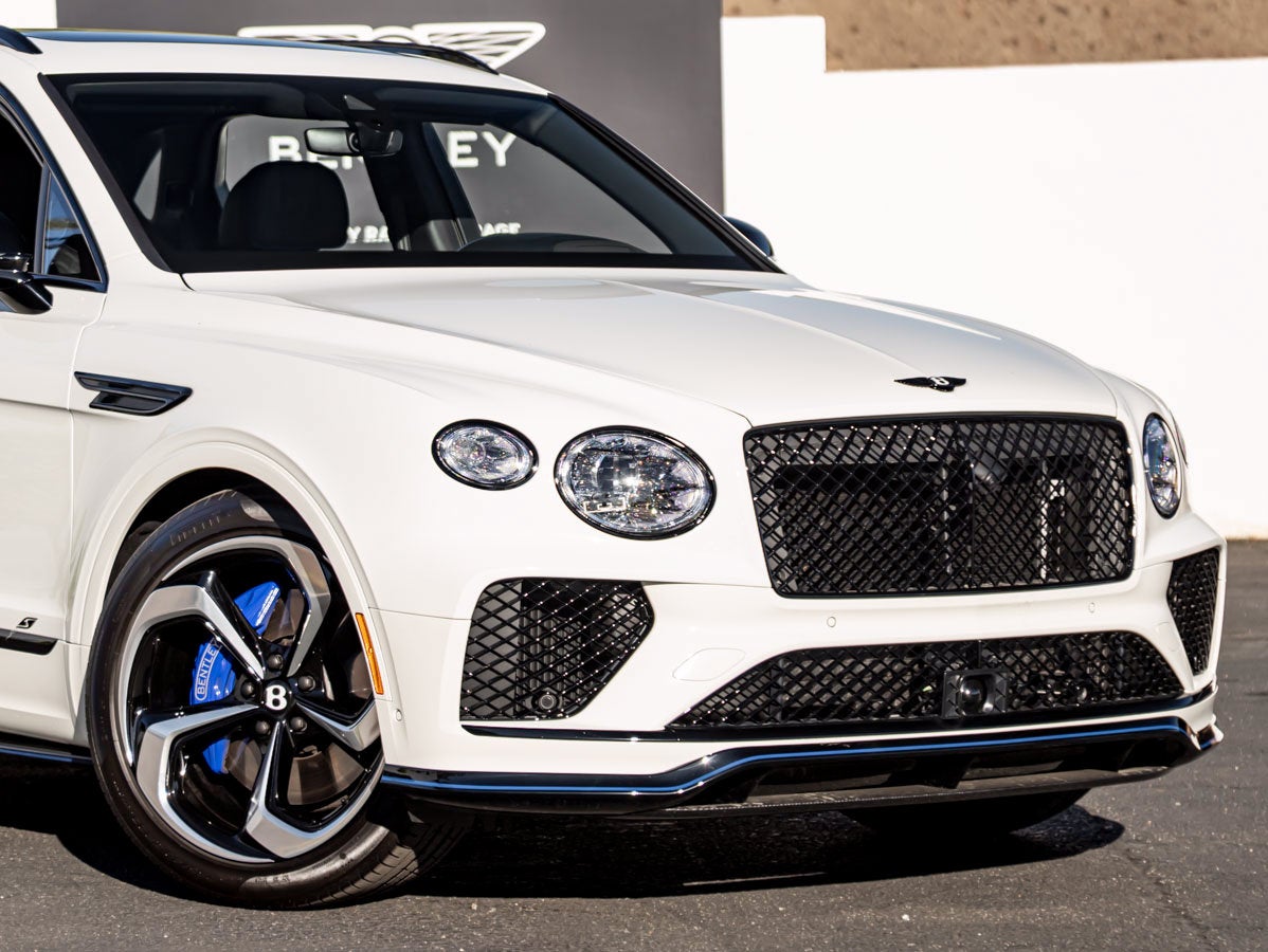 2025 Bentley Bentayga V8 S Black Edition
