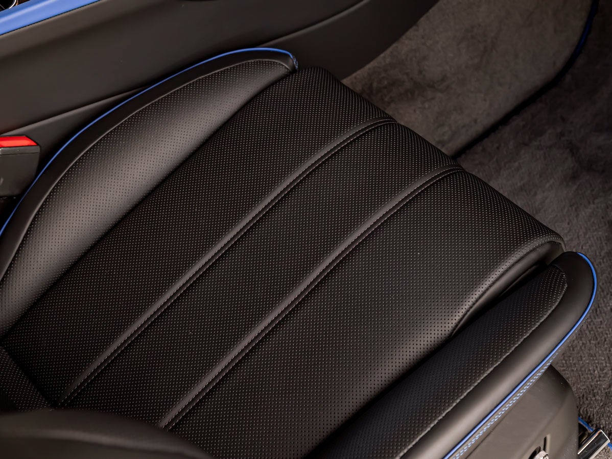 2025 Bentley Bentayga V8 S Black Edition
