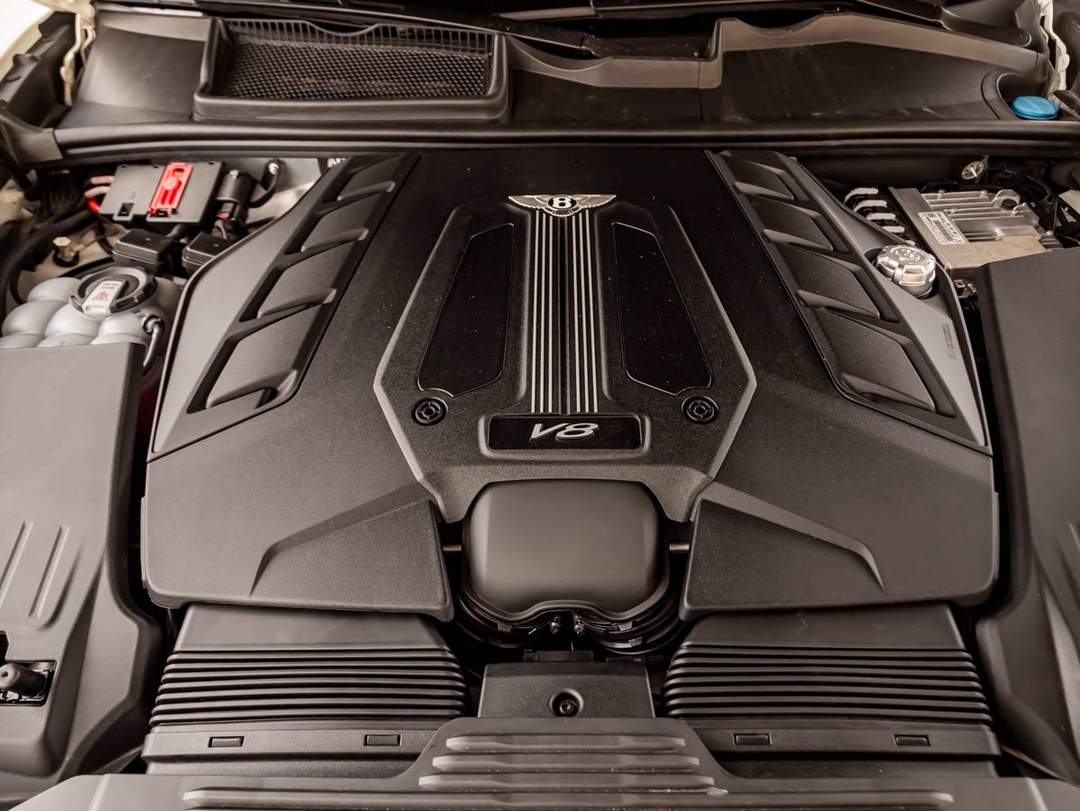 2025 Bentley Bentayga V8 S Black Edition