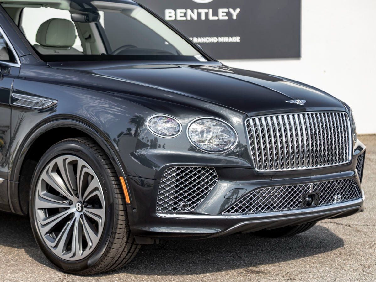 2025 Bentley Bentayga Atelier V8