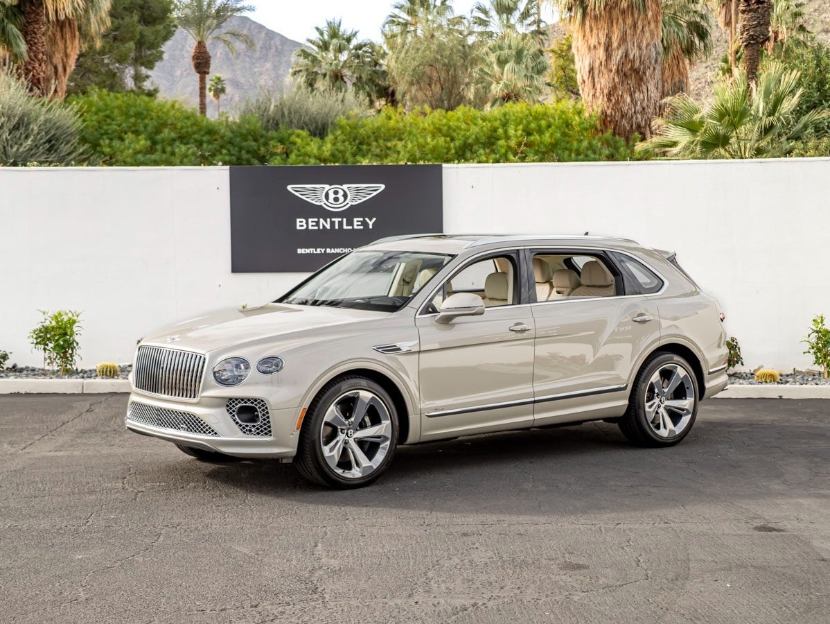2023 Bentley Bentayga EWB Azure V8 Base