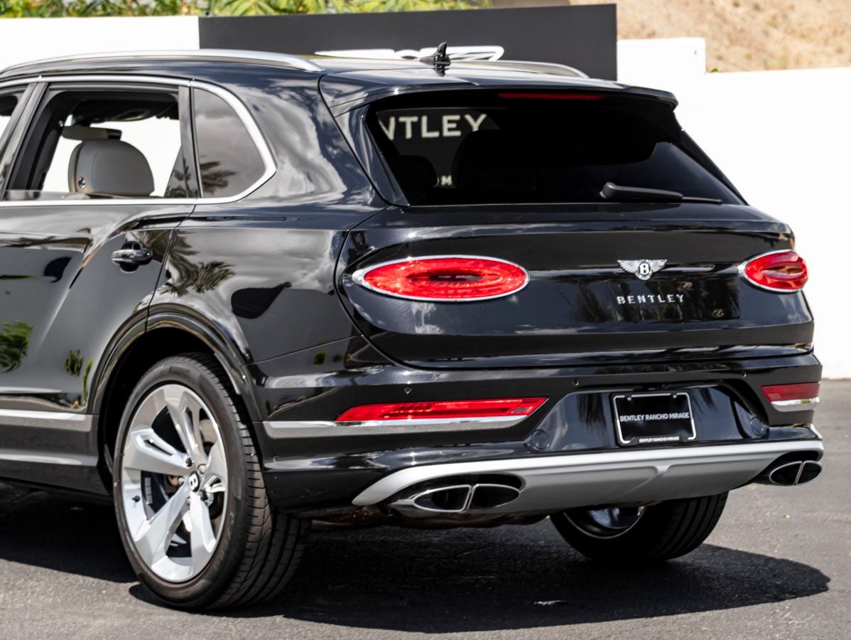 2023 Bentley Bentayga EWB Base