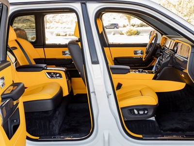 2026 Rolls-Royce Black Badge Cullinan