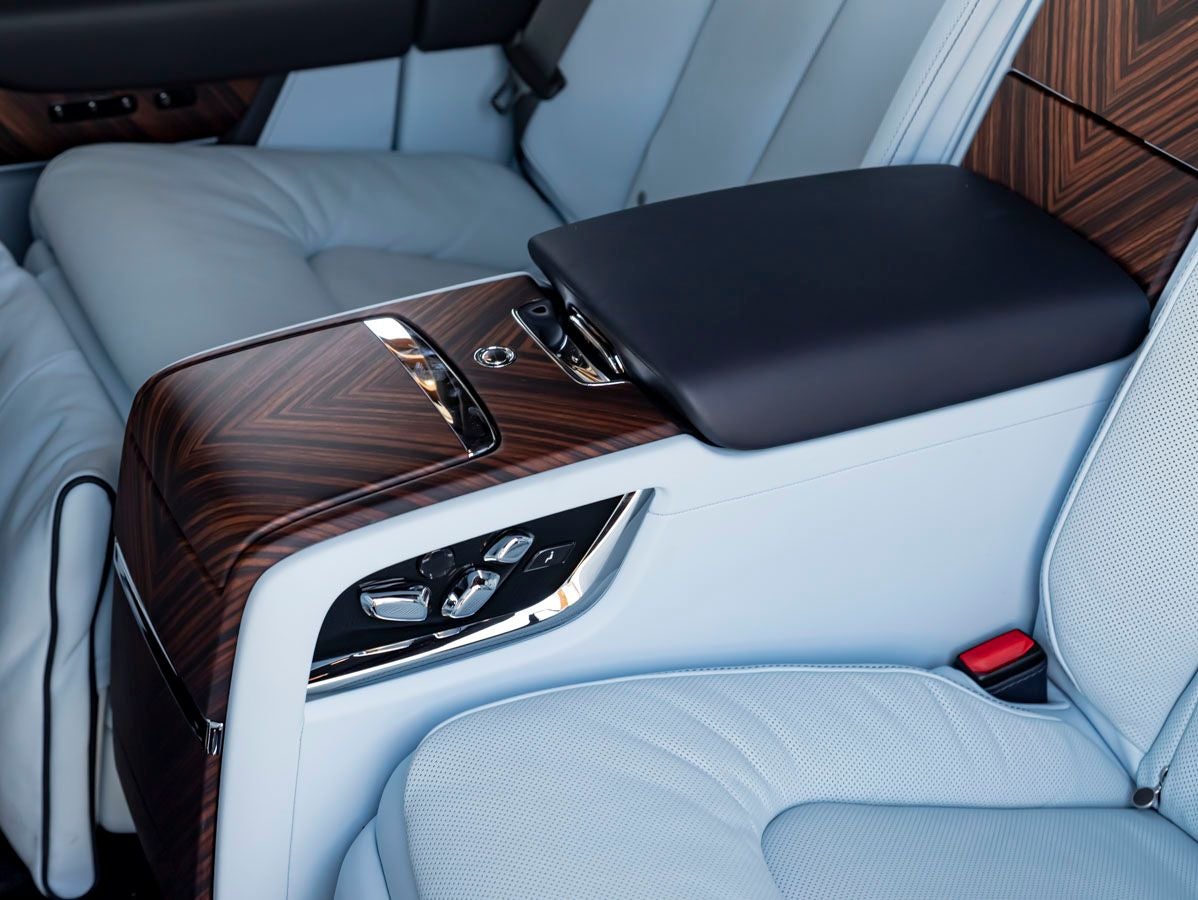 2024 Rolls-Royce Cullinan 