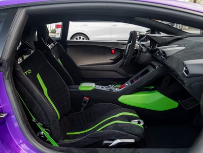 2024 Lamborghini Huracan STO Base