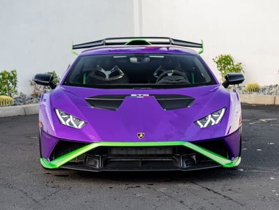2024 Lamborghini Huracan STO Base