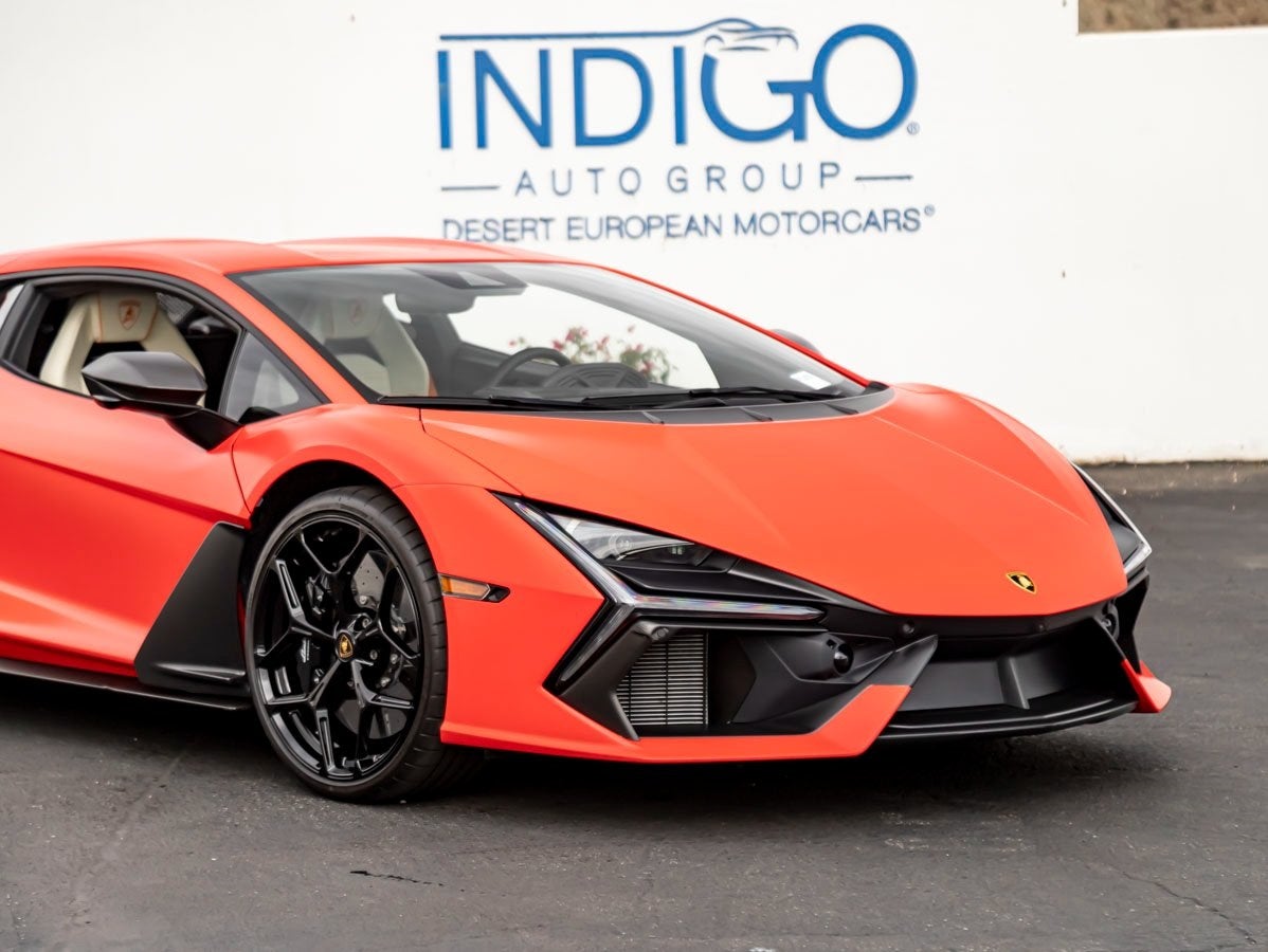 2024 Lamborghini Revuelto Base