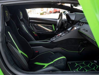 2020 Lamborghini Aventador SVJ Base