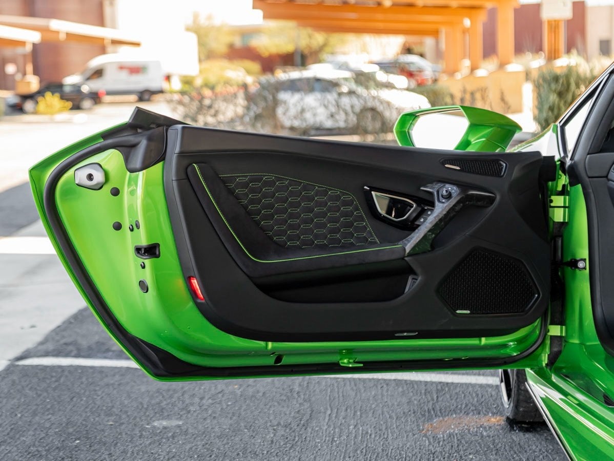 2020 Lamborghini Huracan EVO Base