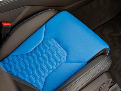 2022 Lamborghini Urus Base